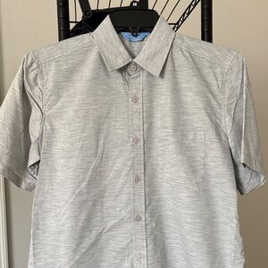 Men's Gray Short Sleeve Shirt